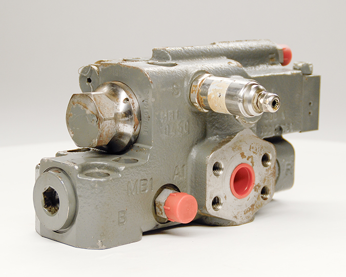 Pipe Fraction Safety Valve (Right)